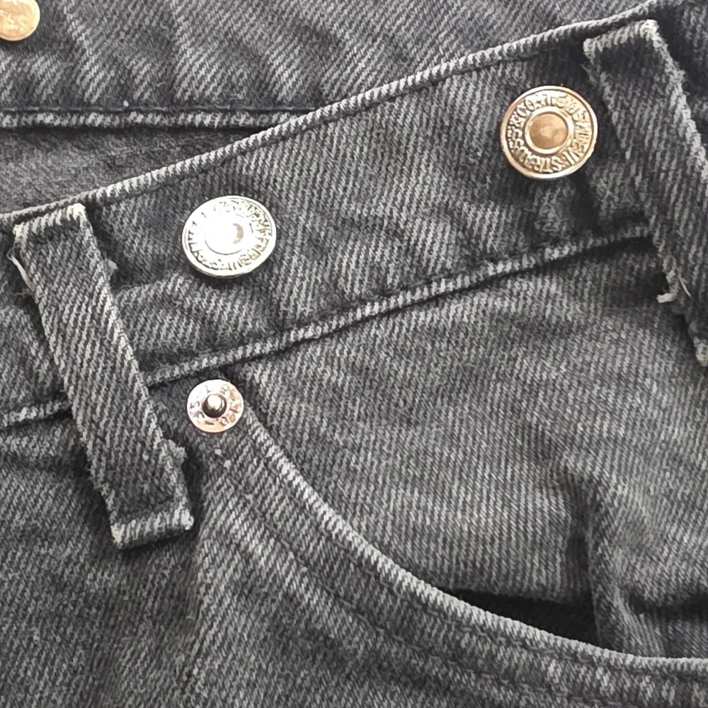 Levi's 552 Jeans Mens 36x32 Black Vintage Made in USA Relaxed Tapered Denim